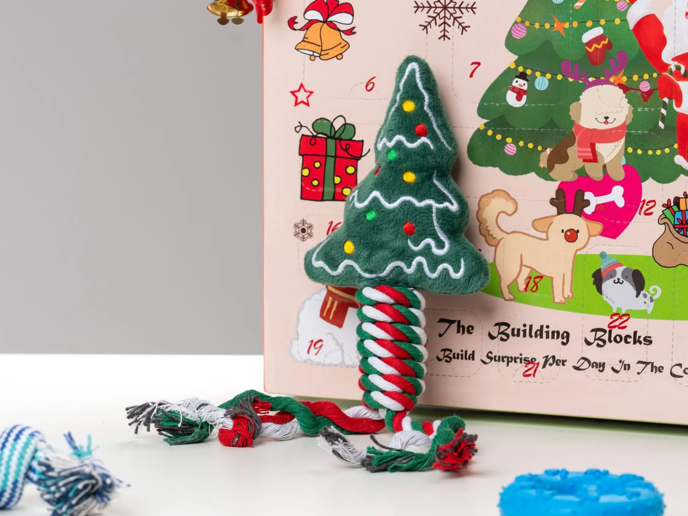 Adventskalender med Hundleksaker