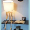 Emil Sittande Lampa