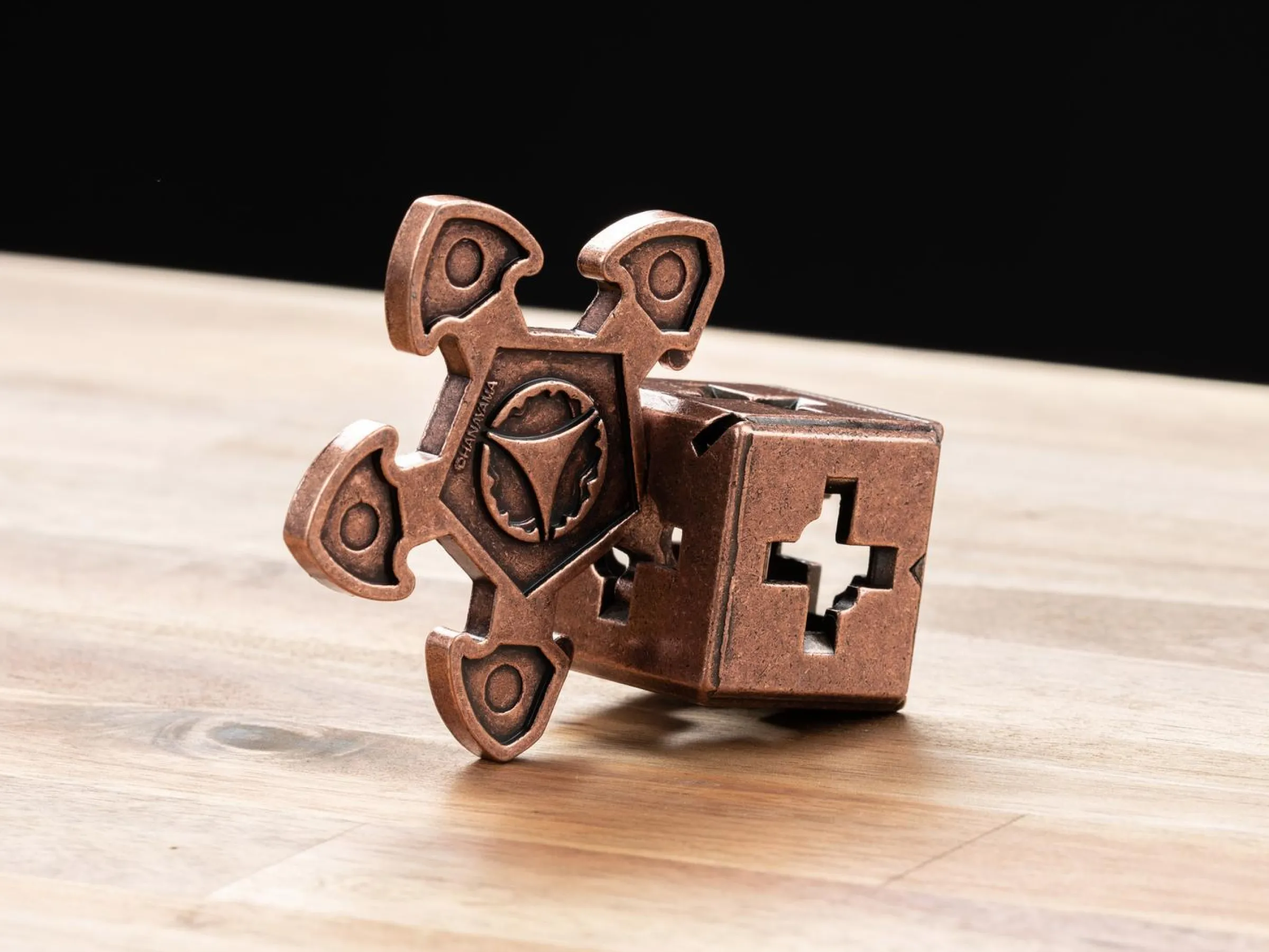 Huzzle Games Metallpussel
