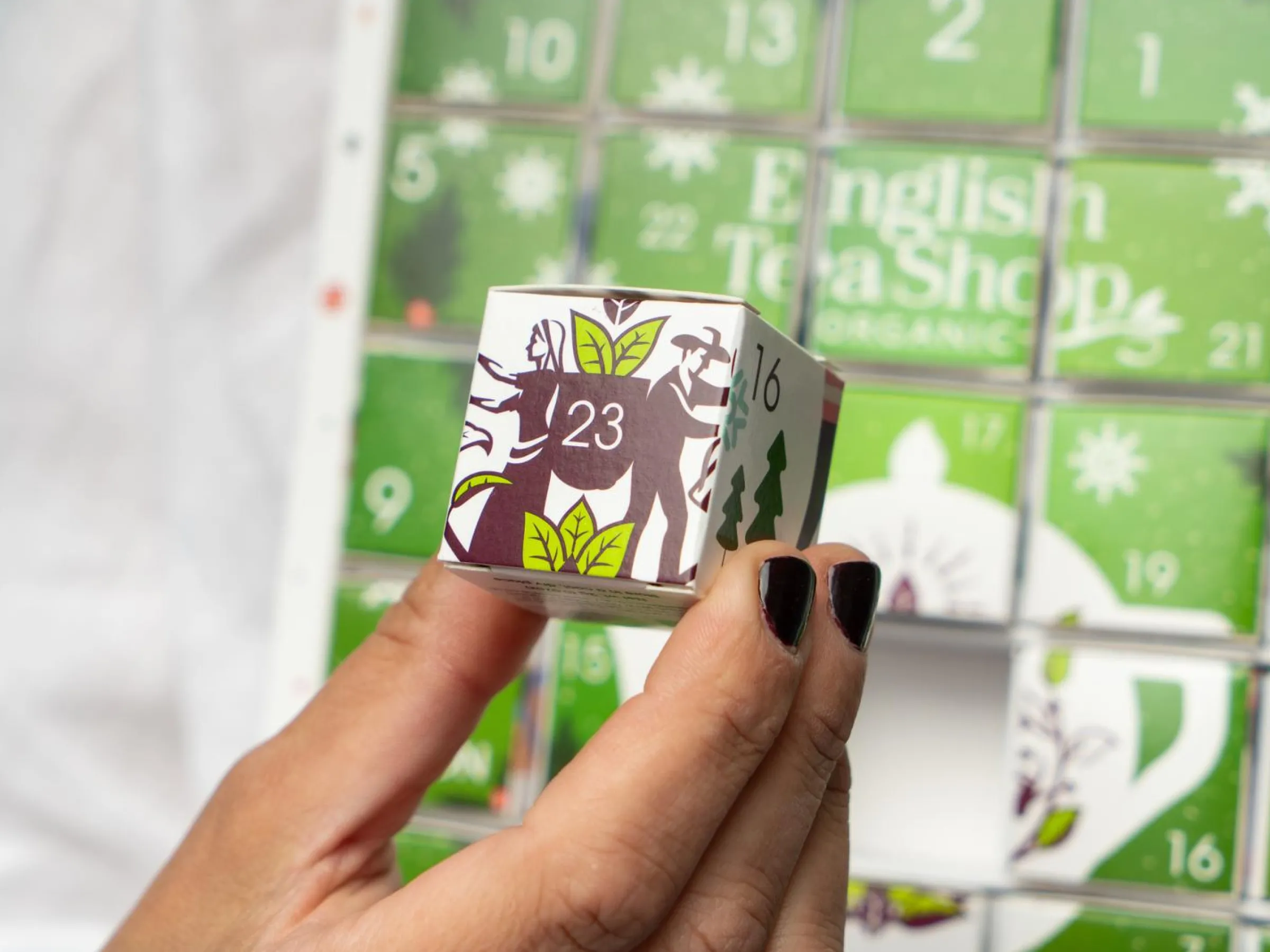 Tekalender Puzzle box - English Tea Shop