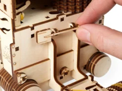 Ugears 3D-pussel i Trä - Heavy Boy Lastbil