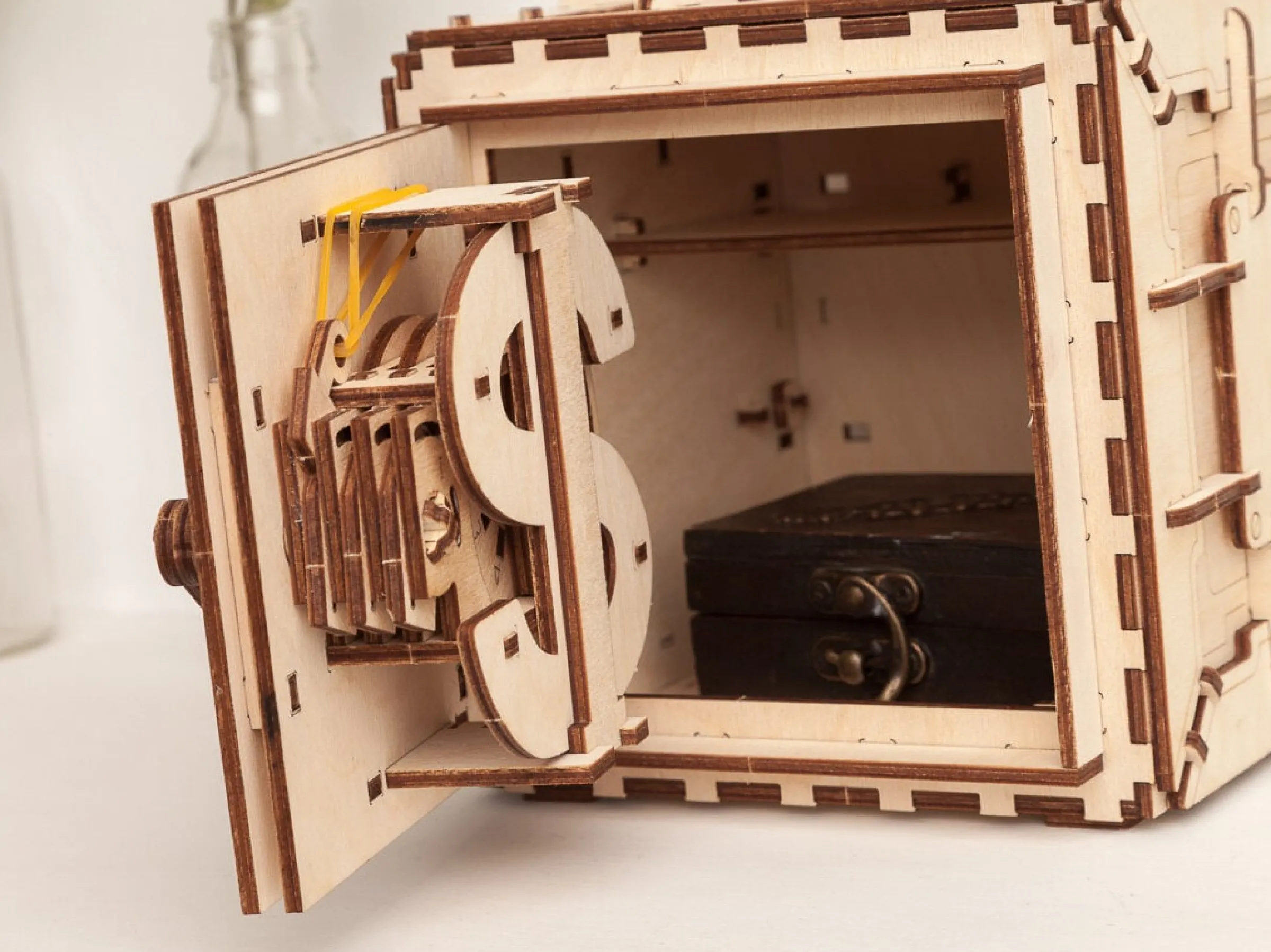 Ugears 3D Pussel Kassaskåp